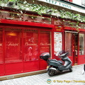Chez Hanna one of the falafel places at 54 rue des Rosiers
